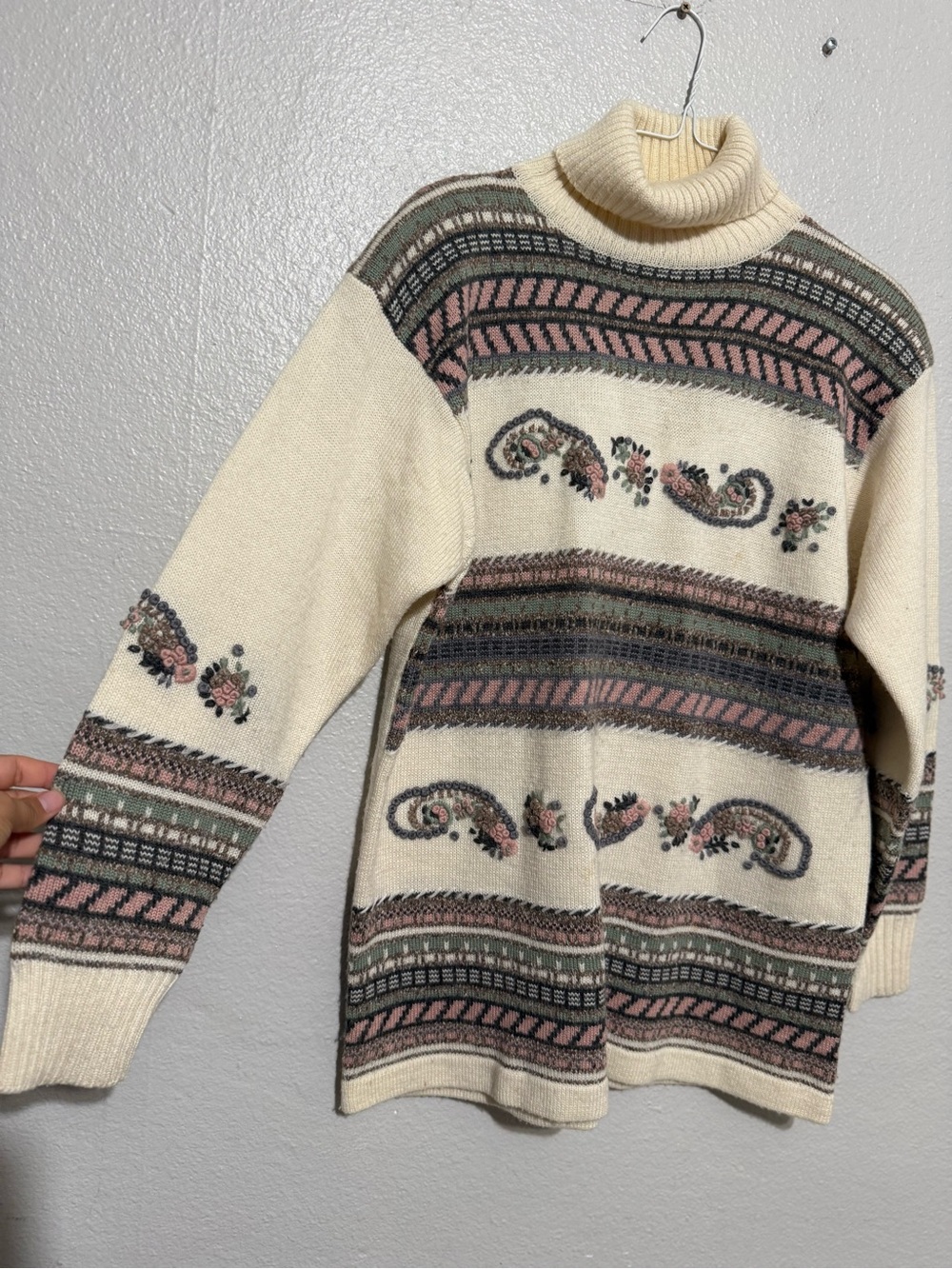 VTG Rene Derhy Cream Turtleneck Sweater with Pink & Green Fair Isle Pattern